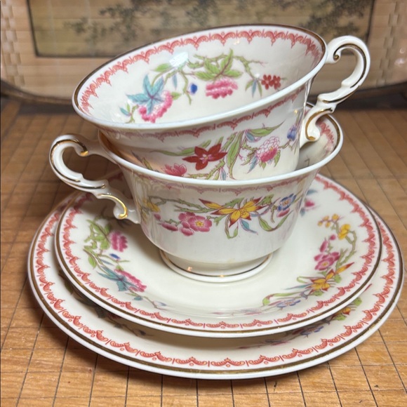 Old Ivory Syracuse China America Other - Old Ivory Syracuse 2 Cup 2 Saucers Bombay Pattern Exotic Floral Colorful Bird